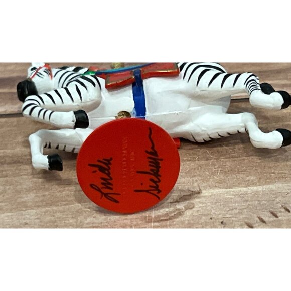1989 HALLMARK KEEPSAKE ORNAMENT CAROUSEL ZEBRA BY LINDA SICKMAN ARTISTS FAVORITE - Picture 8 of 8